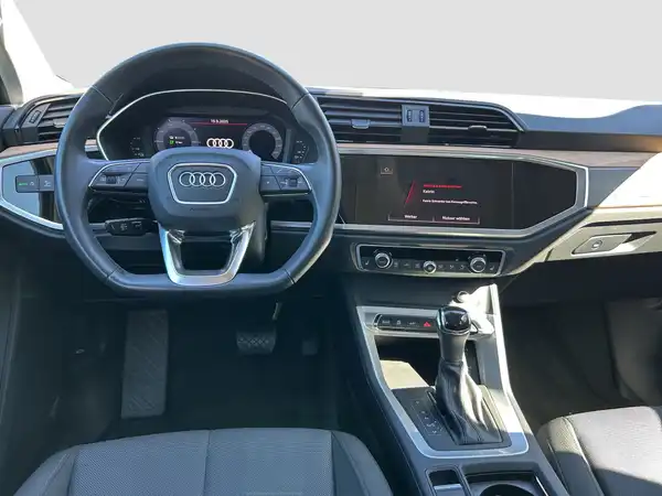 AUDI Q3 SPORTBACK (10/16)