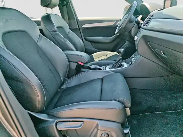 AUDI Q3 (14/16)