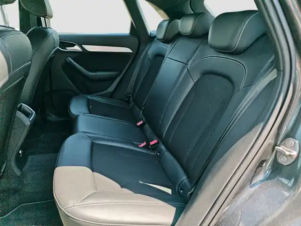 AUDI Q3 (9/16)