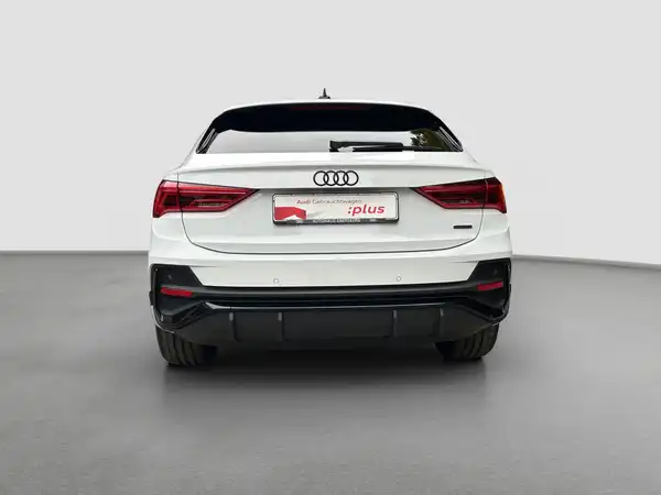AUDI Q3 SPORTBACK (6/16)