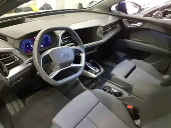AUDI Q4 SPORTBACK (4/4)
