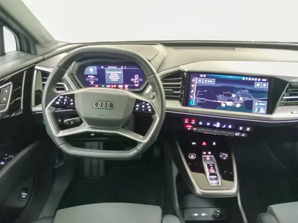 AUDI Q4 E-TRON (14/23)