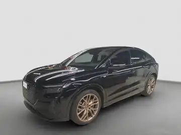 AUDI Q4 SPORTBACK (1/3)