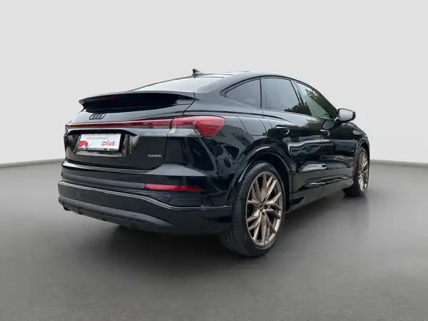 AUDI Q4 SPORTBACK (5/16)
