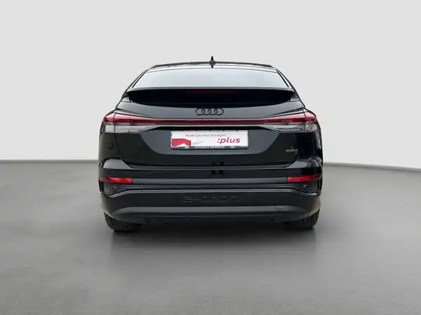 AUDI Q4 SPORTBACK (6/16)