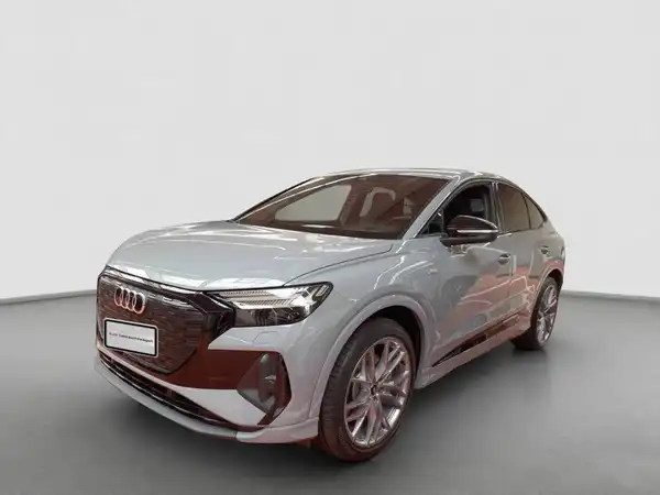 AUDI Q4 SPORTBACK (1/4)