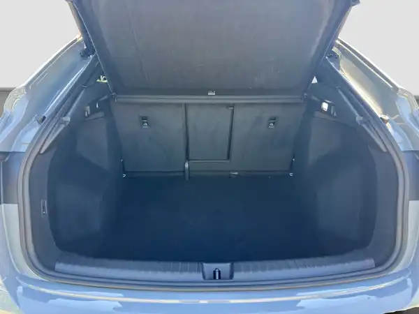 AUDI Q4 SPORTBACK (13/16)