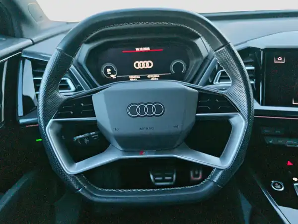 AUDI Q4 SPORTBACK (11/16)