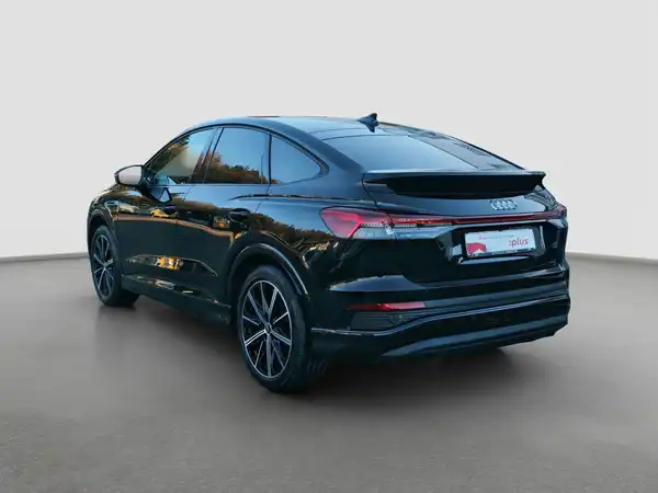 AUDI Q4 SPORTBACK (7/16)