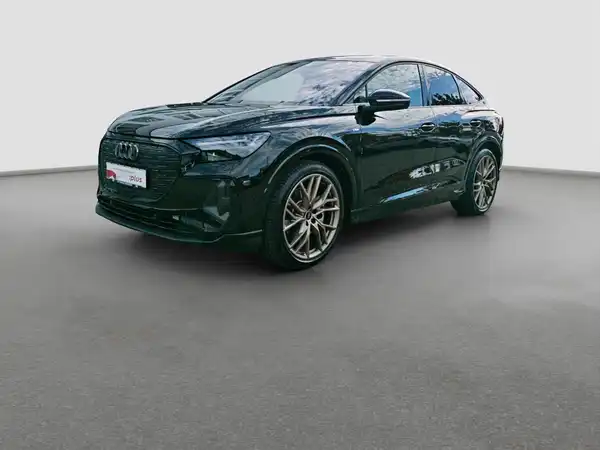 AUDI Q4 SPORTBACK (1/16)