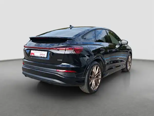 AUDI Q4 SPORTBACK (5/16)