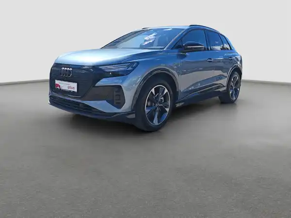 AUDI Q4 E-TRON (1/16)