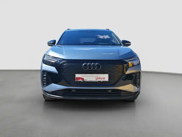 AUDI Q4 E-TRON (3/16)