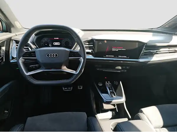 AUDI Q4 E-TRON (10/16)