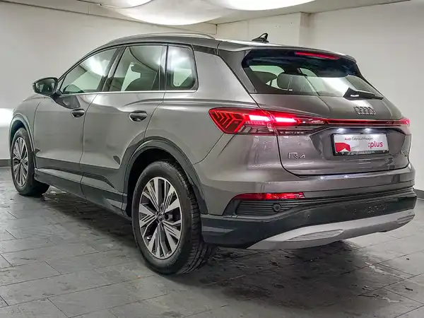 AUDI Q4 E-TRON (5/22)