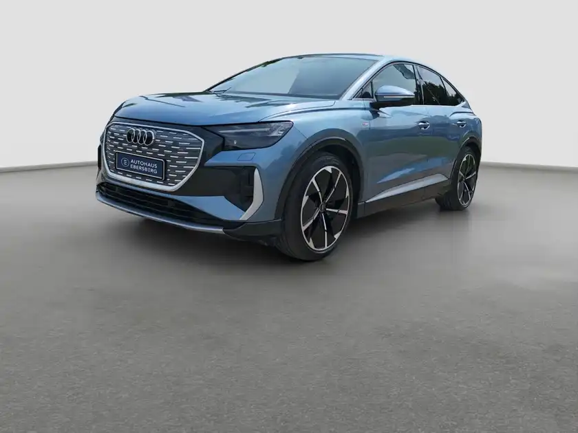 AUDI Q4 SPORTBACK (1/17)