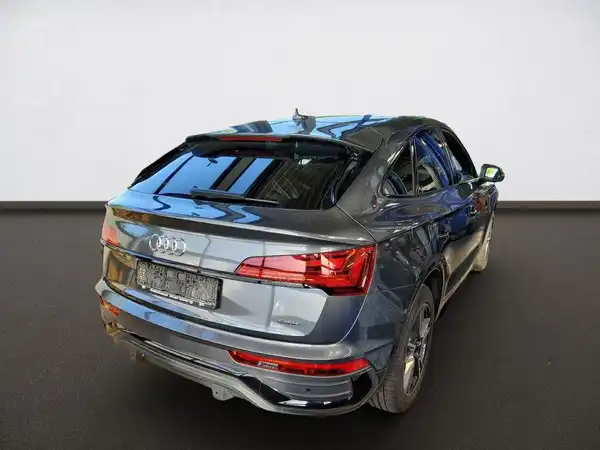 AUDI Q5 (3/4)