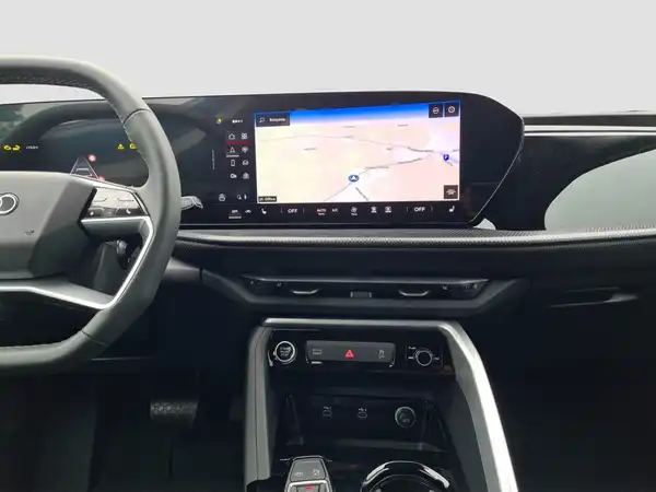 AUDI Q5 (12/16)