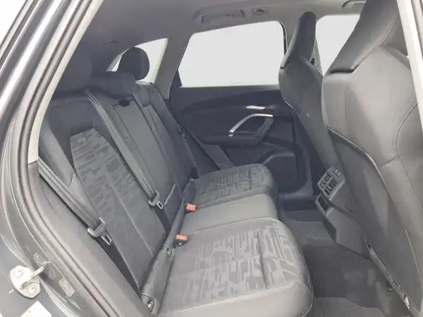AUDI Q5 (15/16)