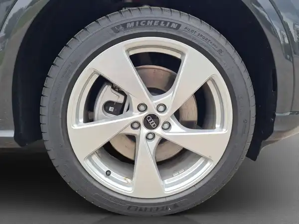 AUDI Q5 (16/16)
