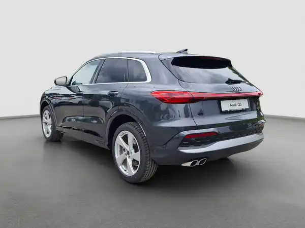 AUDI Q5 (7/16)