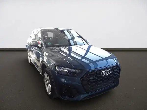 AUDI Q5 (3/8)