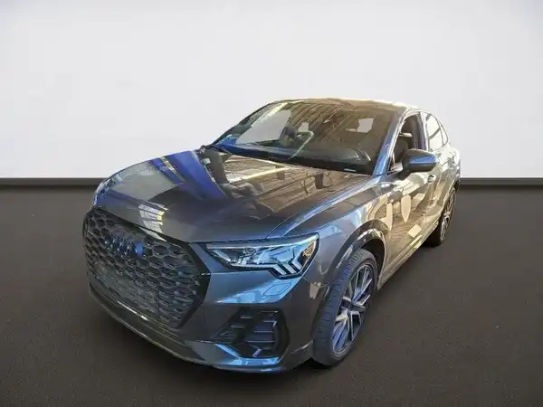 AUDI Q5 (1/4)