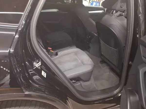 AUDI Q5 (6/6)