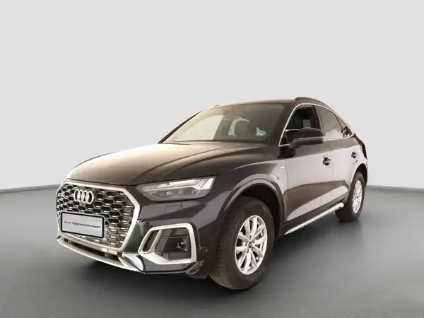 AUDI Q5 (1/4)