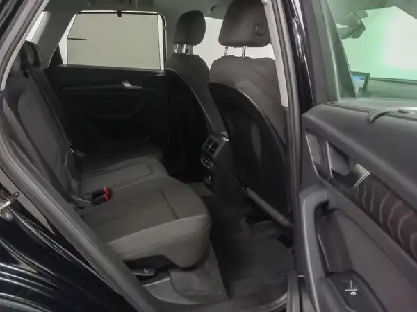 AUDI Q5 (13/18)