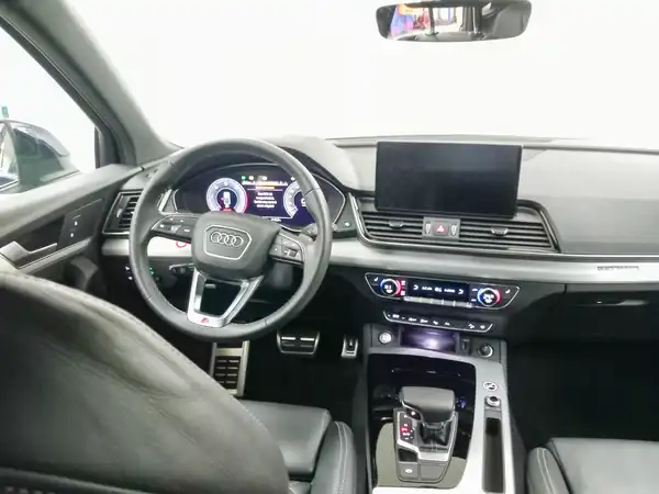 AUDI Q5 (11/21)