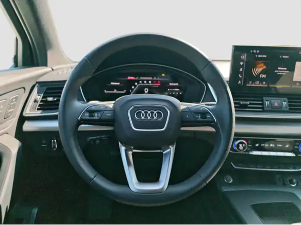 AUDI Q5 (11/16)