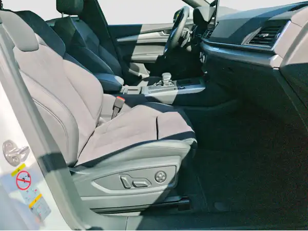AUDI Q5 (14/16)