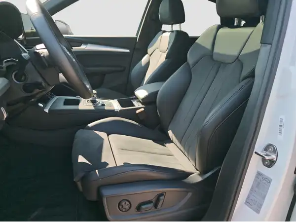 AUDI Q5 (8/16)