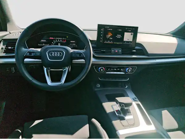 AUDI Q5 (10/16)