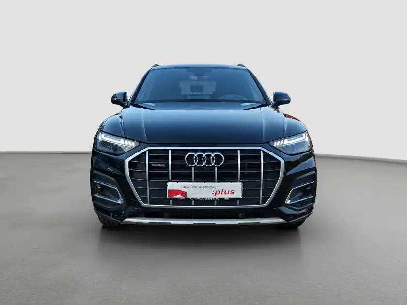 AUDI Q5 (1/12)
