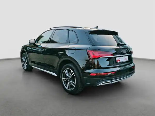 AUDI Q5 (6/12)