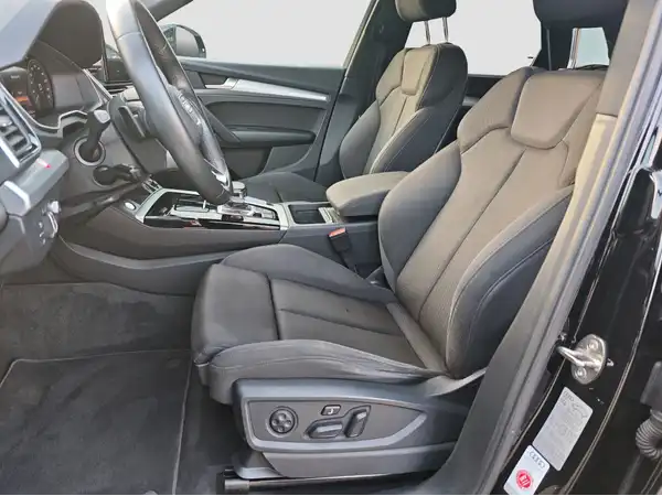 AUDI Q5 (7/12)
