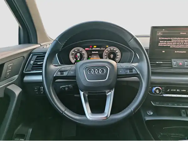 AUDI Q5 (10/12)