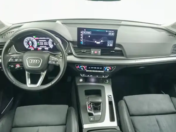 AUDI Q5 (12/23)