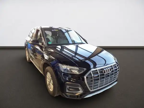 AUDI Q5 (3/8)