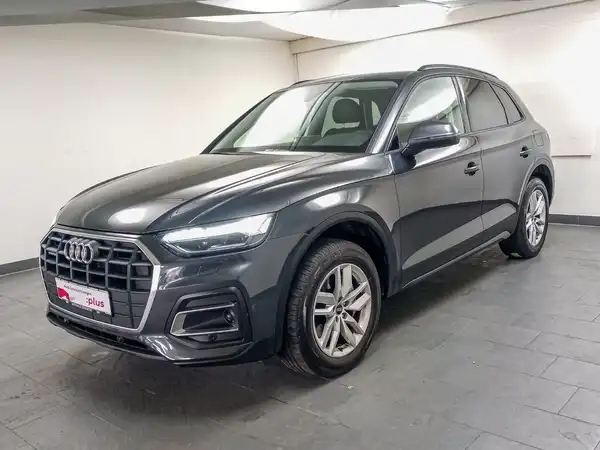 AUDI Q5 (1/10)