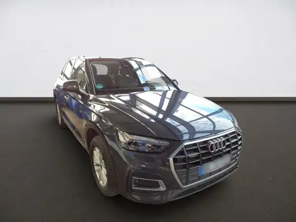 AUDI Q5 (3/10)