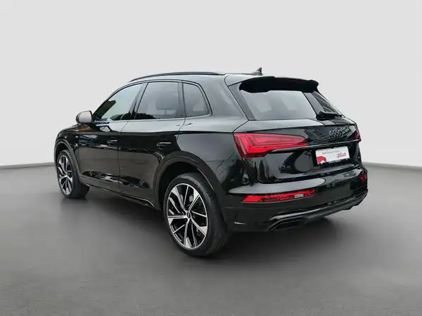 AUDI Q5 (6/15)
