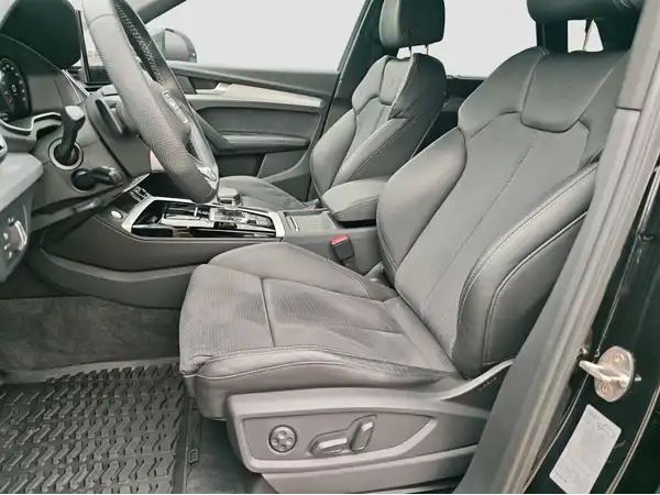 AUDI Q5 (7/15)
