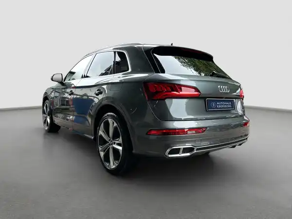 AUDI Q5 (7/16)