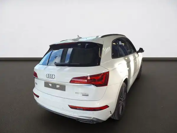 AUDI Q5 (5/8)