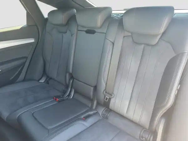 AUDI Q5 (9/17)
