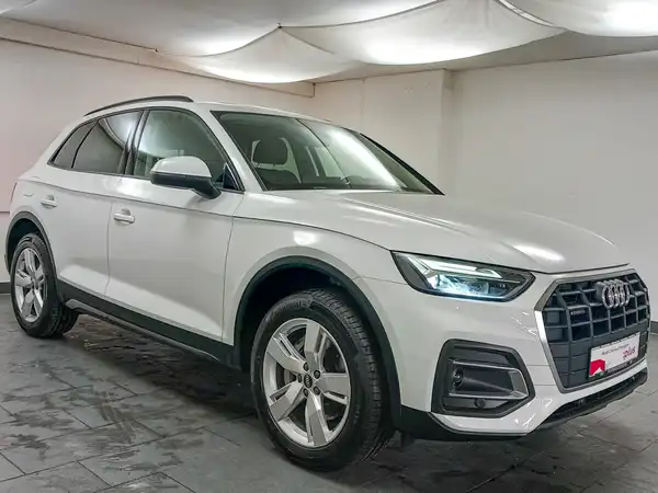 AUDI Q5 (4/22)