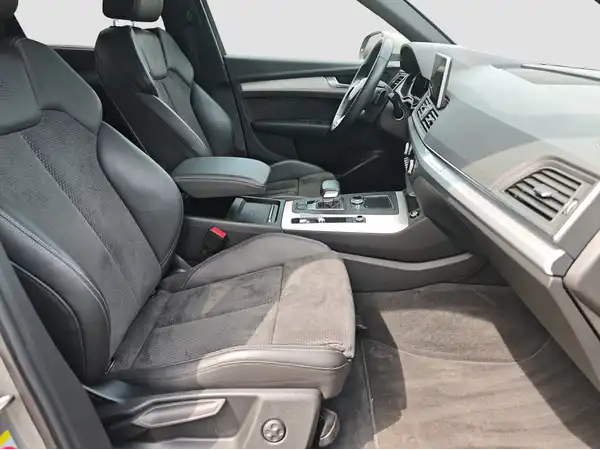 AUDI Q5 (13/15)